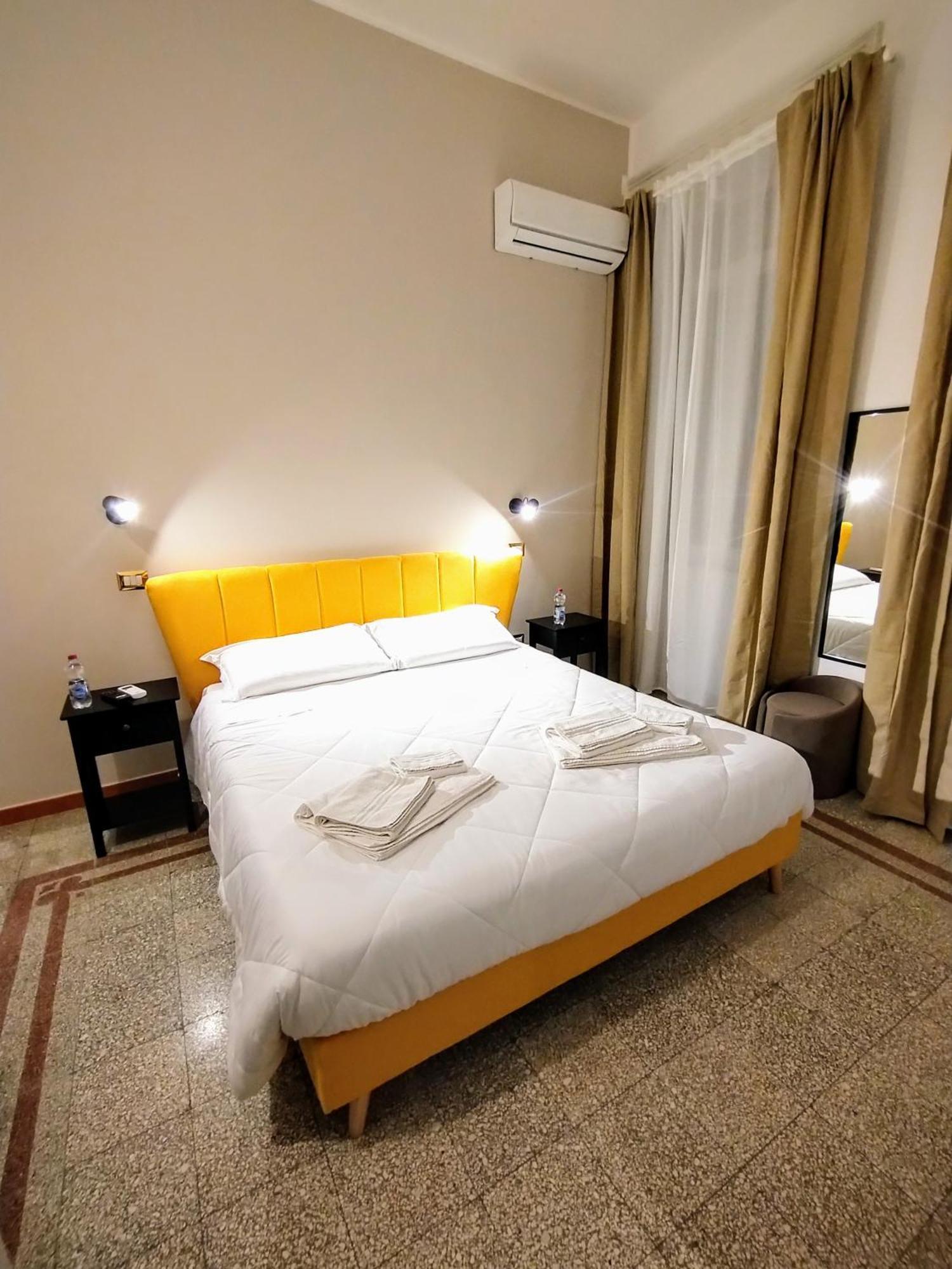 Suleima B&B Messina Centro Екстериор снимка