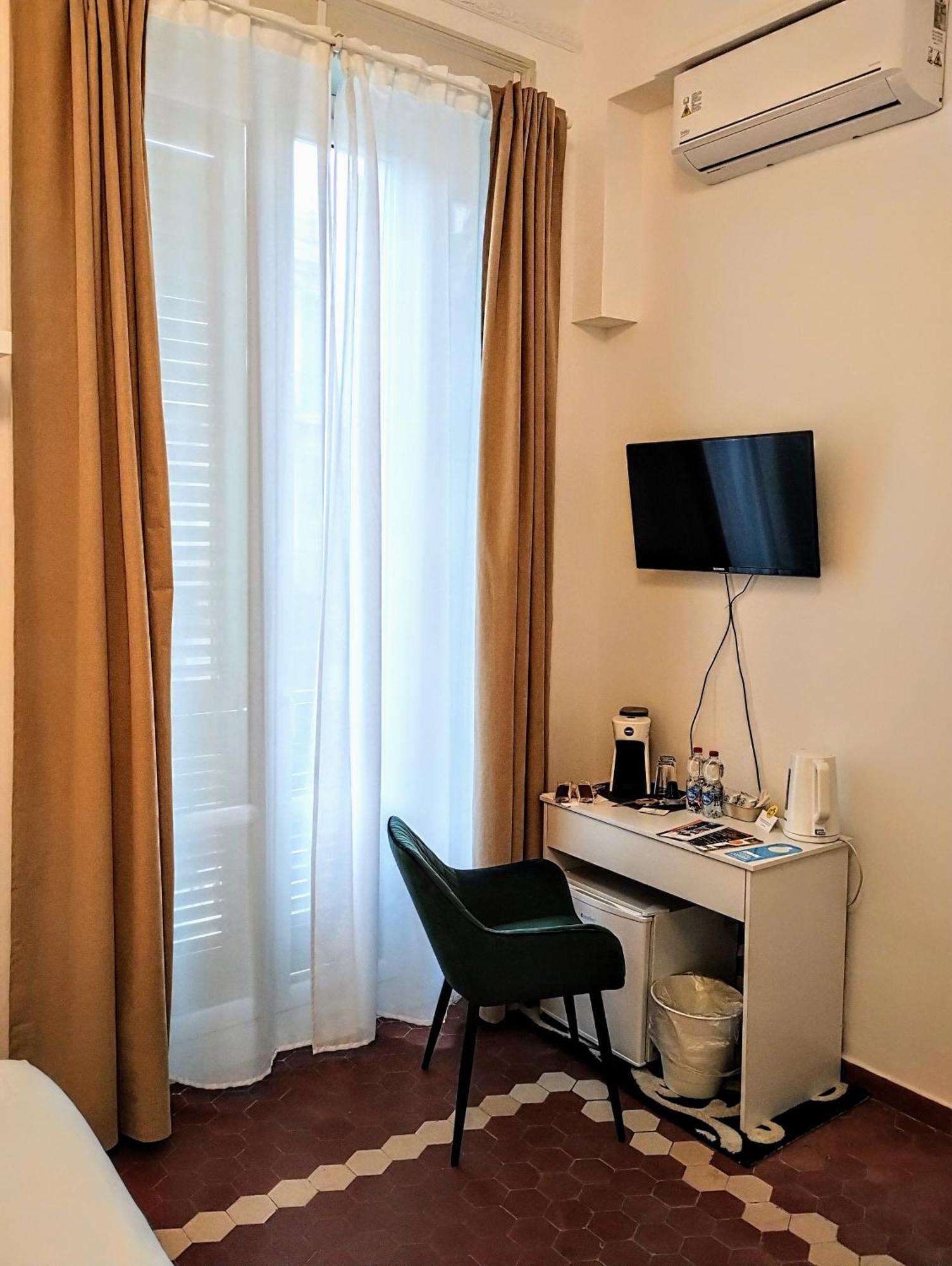 Suleima B&B Messina Centro Екстериор снимка